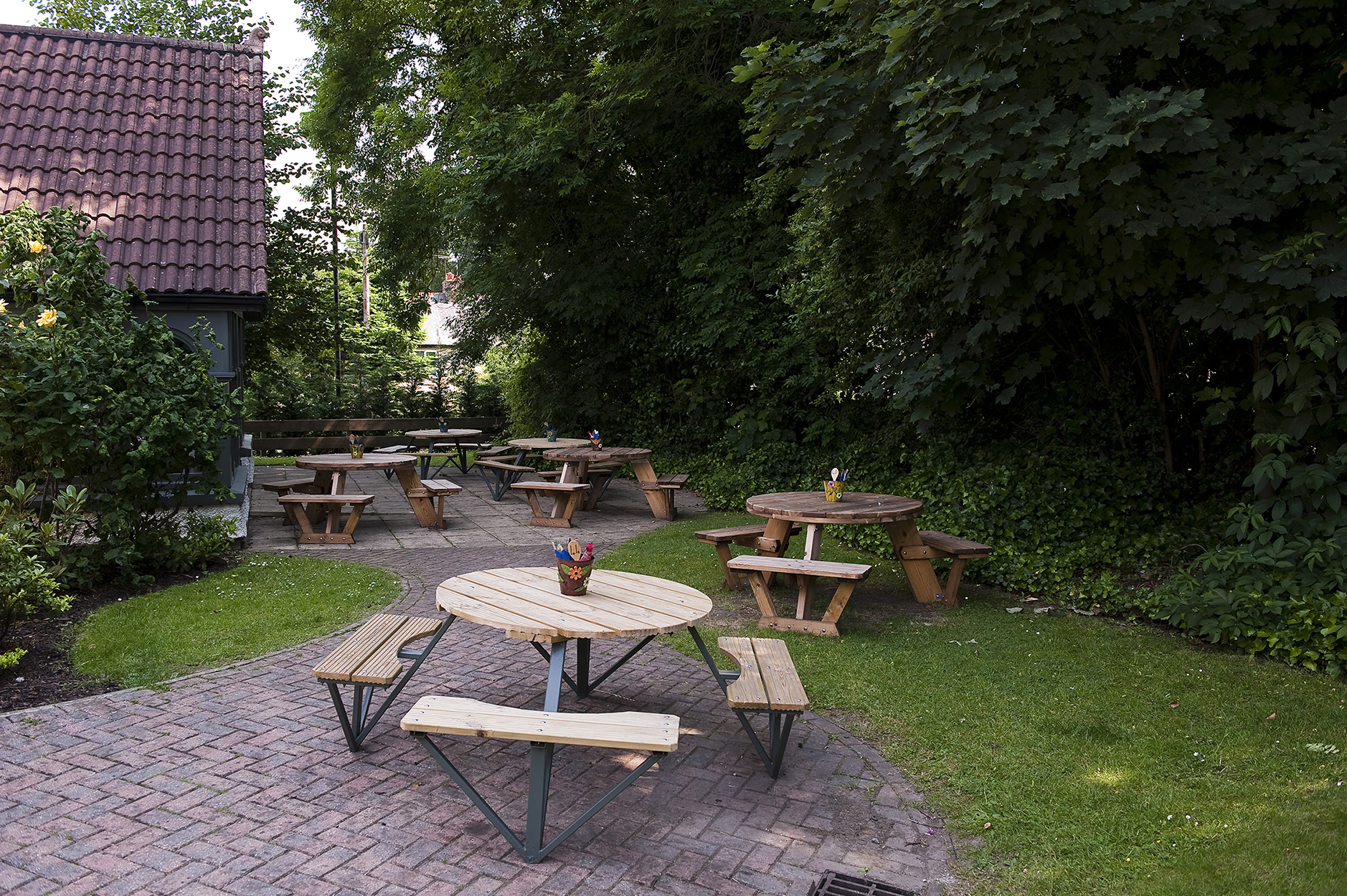 The beer garden at The British Oak.