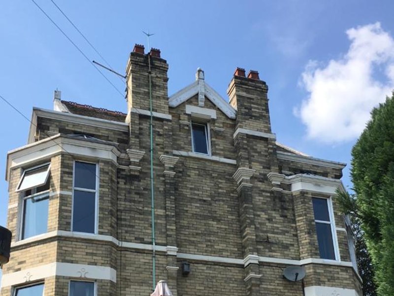 Coniston Guest House – exterior view of the building