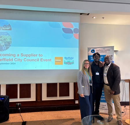 group picture taken at the Meet the buyer event 