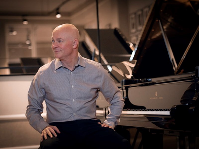 Charles Owen, “One of the finest British pianists of his generation” (Gramophone Magazine)