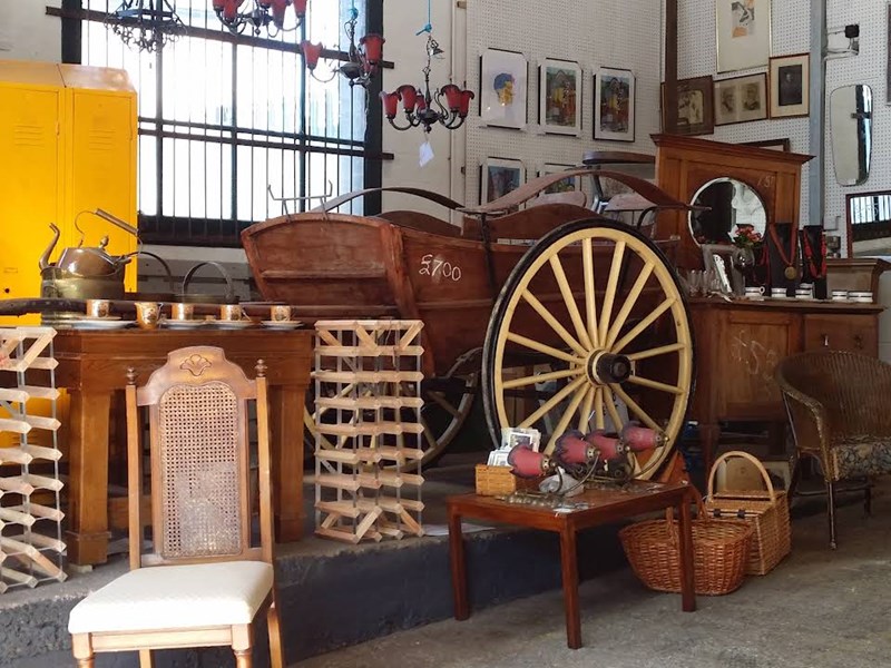 Inside The Kelham Flea.