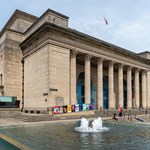 The exterior of the Sheffield City Hall.