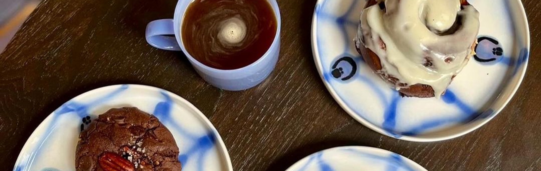 Coffee and cake at Bakers Yard Bakery.