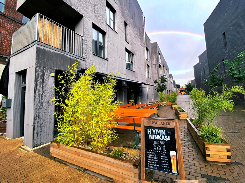 Tables and chairs outside Hymn To Ninkasi