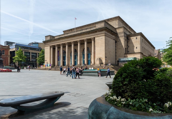 The exterior of the Sheffield City Hall.