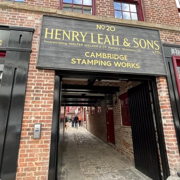 The entrance into Leah's Yard. 