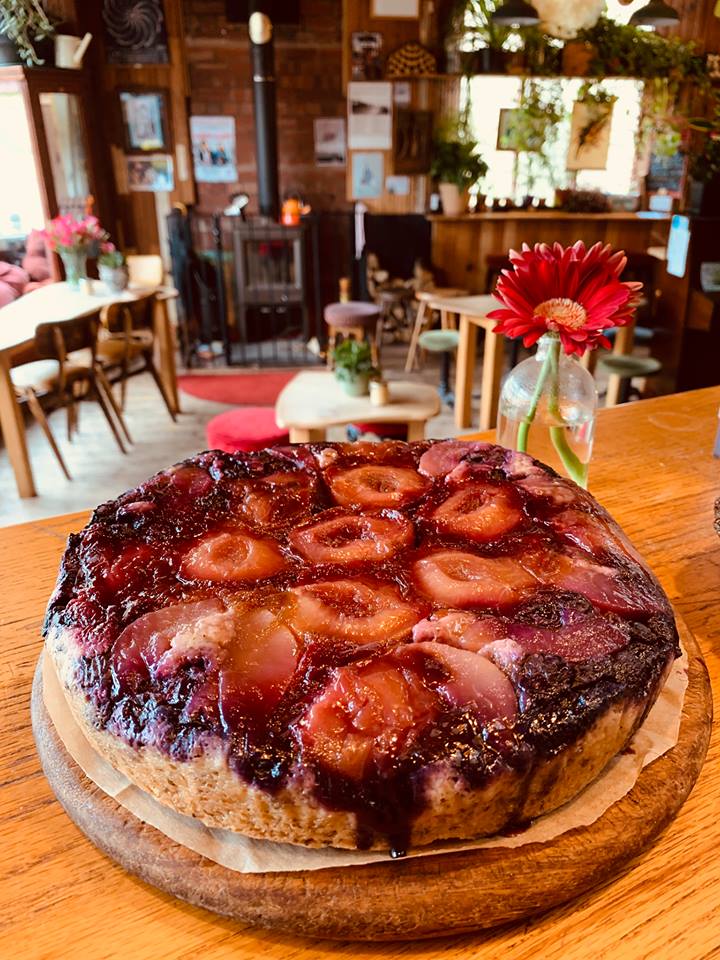 A vegan cake at Cafe #9.