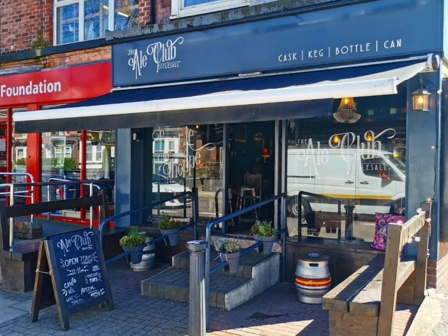 Exterior of the The Ecclesall Ale Club.