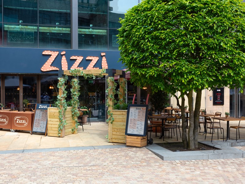 The entrance to Zizzi in Leopold Square.