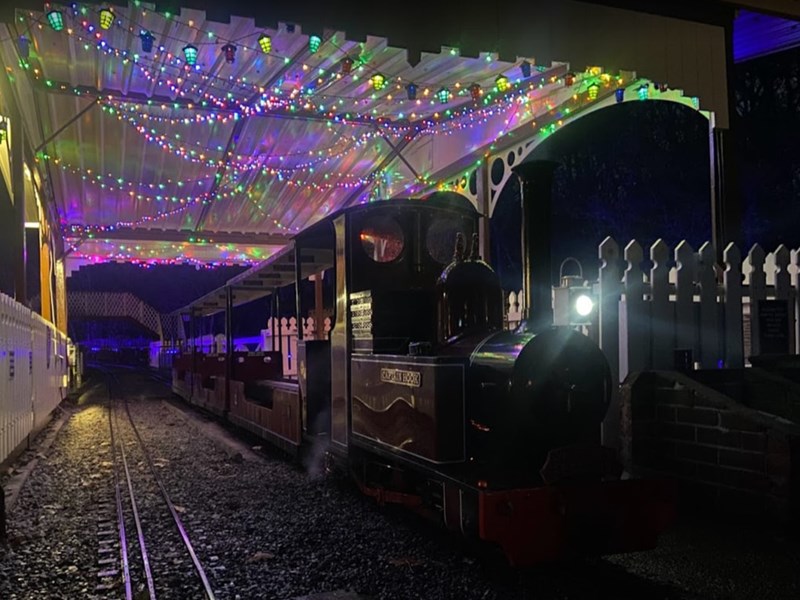 A train at the Abbeydale Miniature Railway.