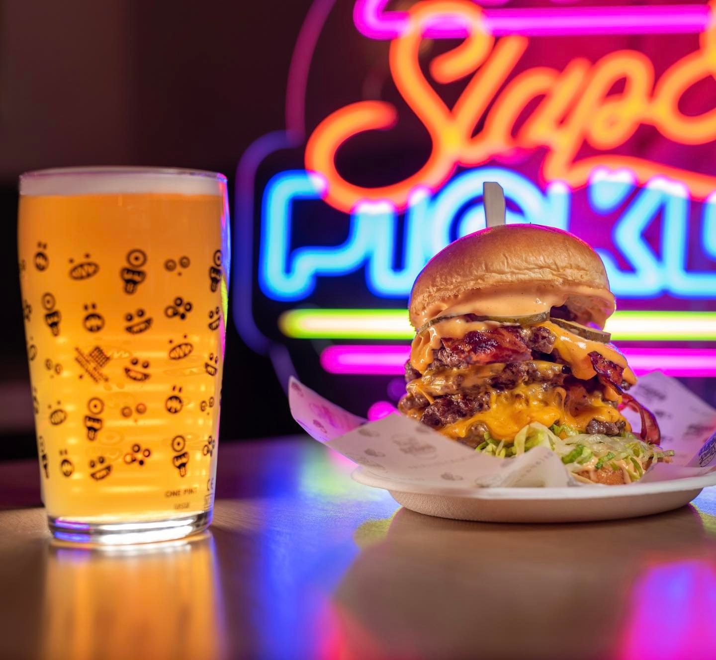 A beer and a cheese burger at The Dark Horse.
