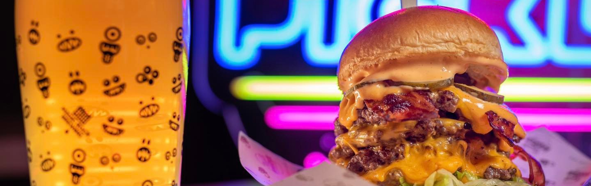 A beer and a cheese burger at The Dark Horse.