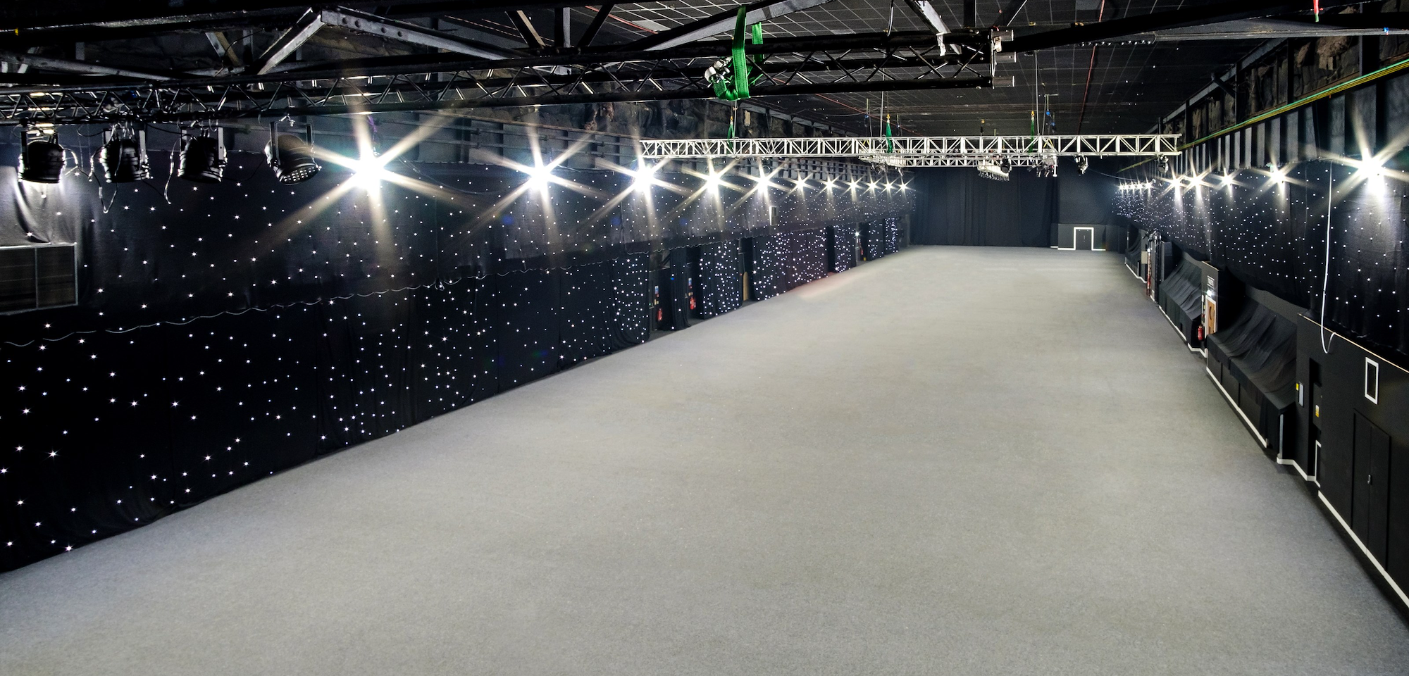 Magna Big Hall Empty