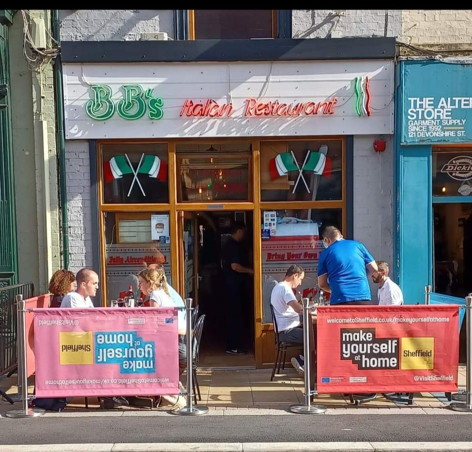 The exterior of BB's Italian Restaurant.